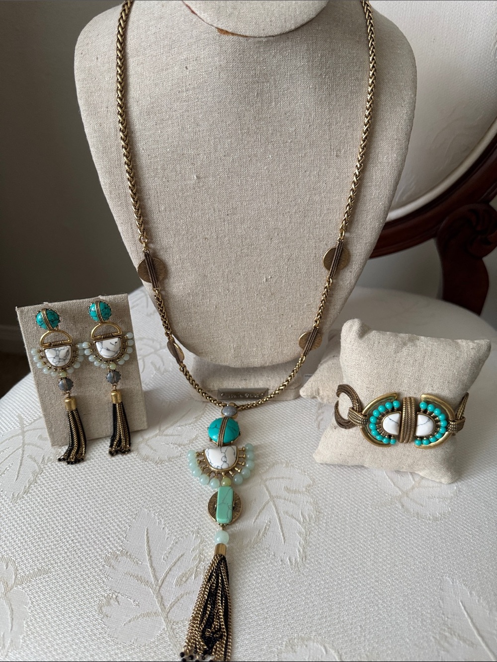Stella & Dot totem necklace, earrings and bracelet